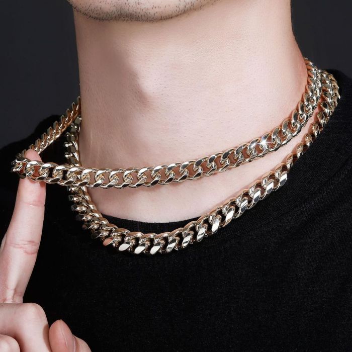 Cuban Chain Necklace With Iced Out